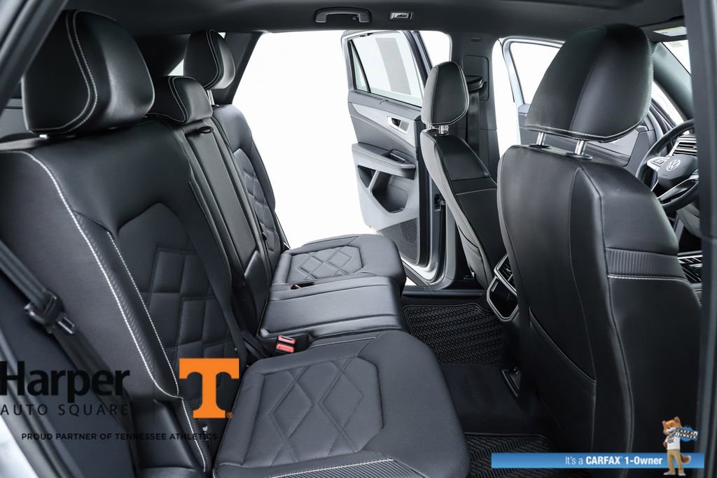 Used 2024 Volkswagen Atlas Cross Sport SE w/ Panoramic Sunroof Package image 38