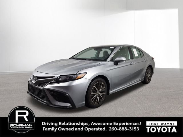 Used 2024 Toyota Camry SE