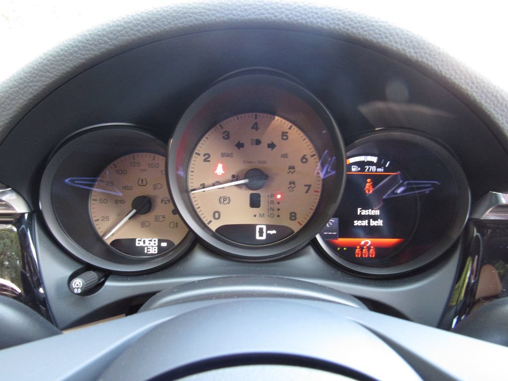 Certified 2026 Porsche Macan AWD/4WD image 31