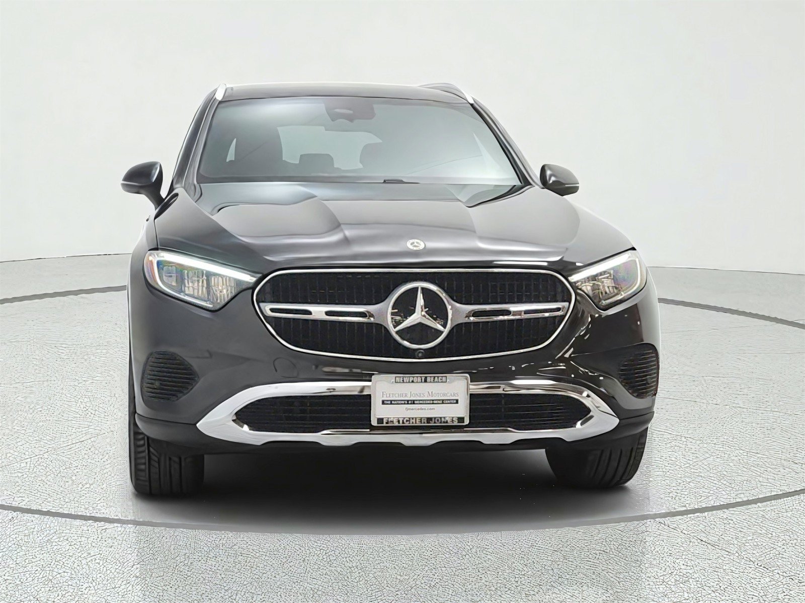 Certified 2026 Mercedes-Benz GLC 300 image 2