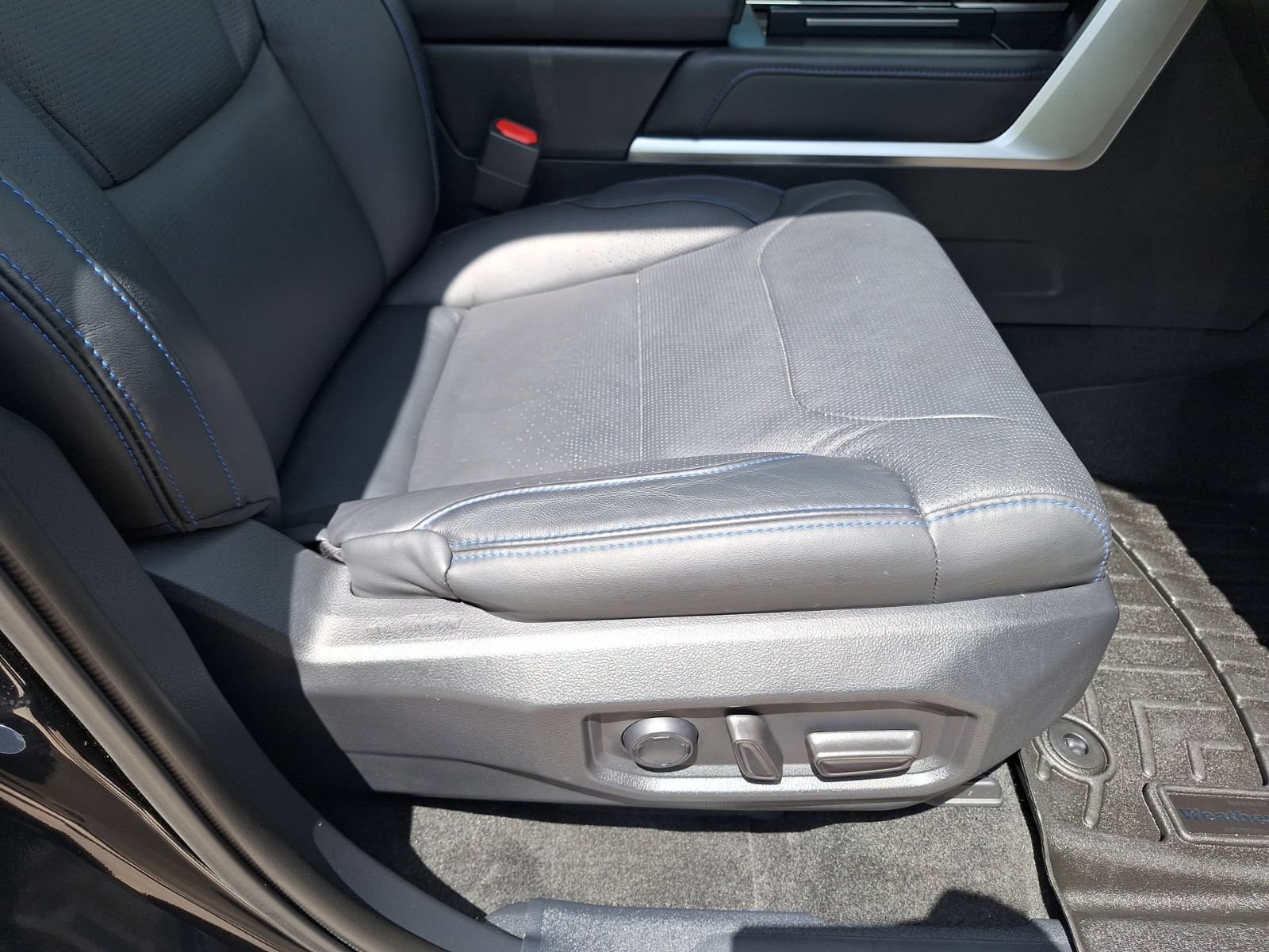 Used 2023 Toyota Sequoia Platinum RWD image 33