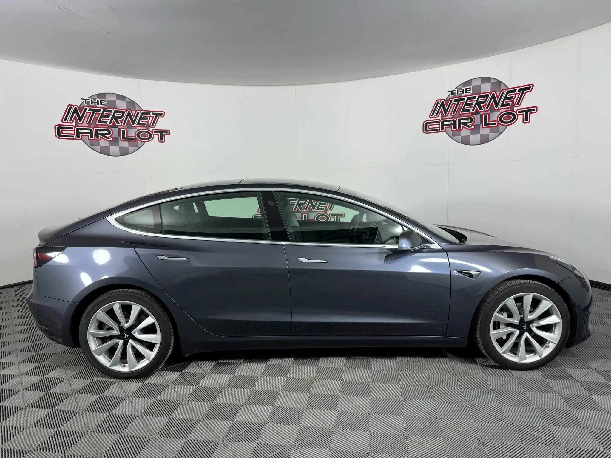 Used 2020 Tesla Model 3 Long Range image 8