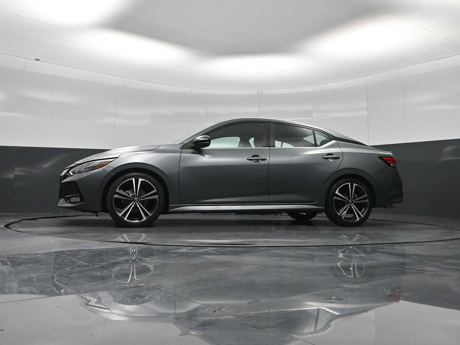 Used 2021 Nissan Sentra SR image 27