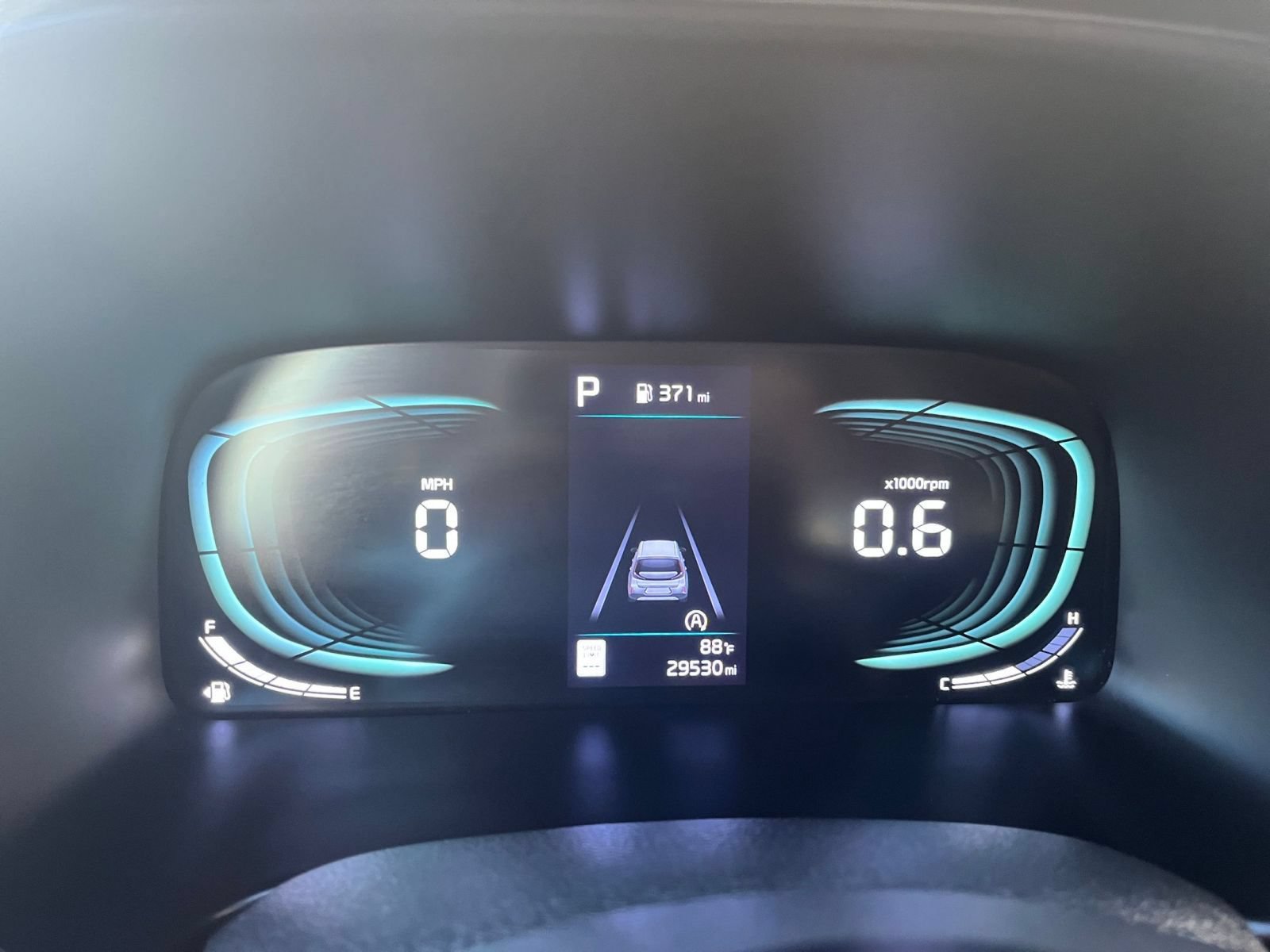 Used 2025 Kia Soul LX w/ LX Technology Package FWD image 37