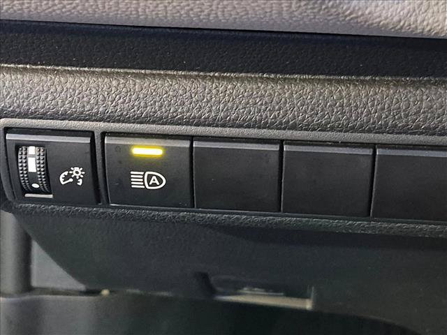 Used 2024 Toyota Corolla LE FWD image 10