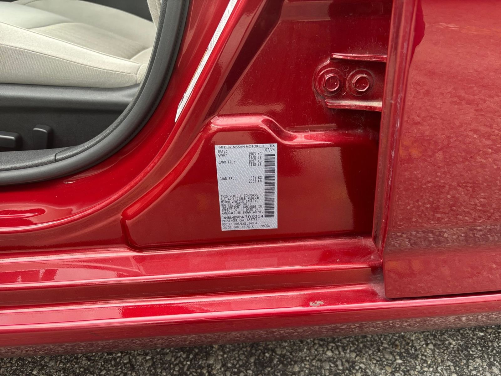 Used 2025 Nissan Altima 2.5 SV FWD image 28