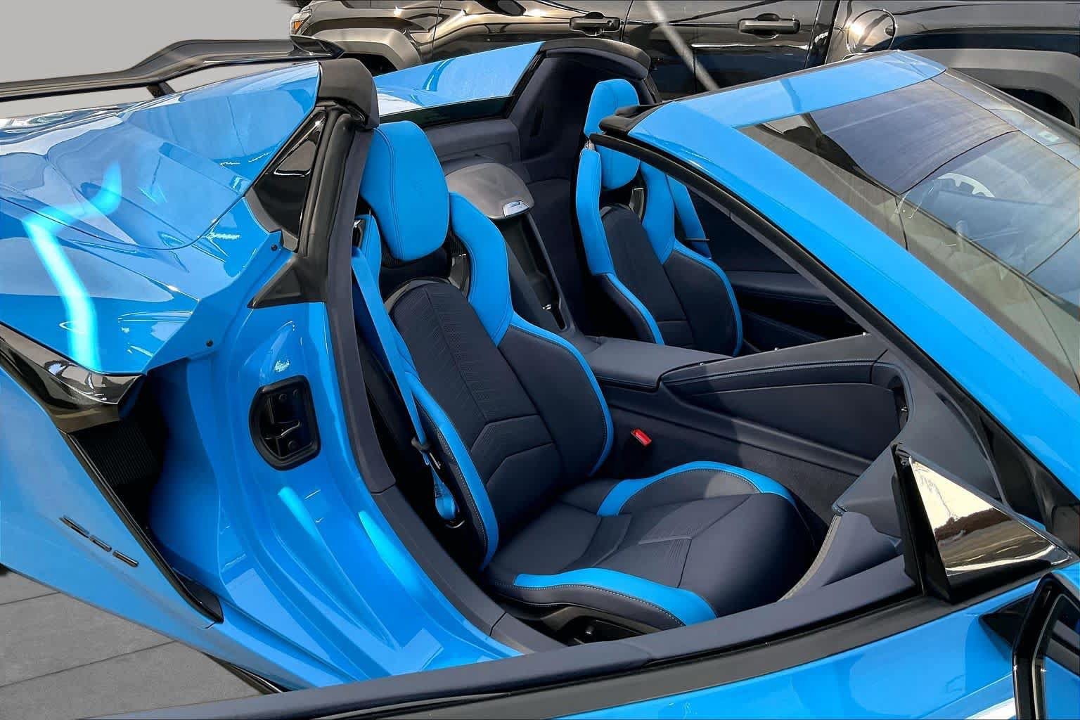 Used 2024 Chevrolet Corvette Z06 w/ Z07 Performance Package RWD image 10