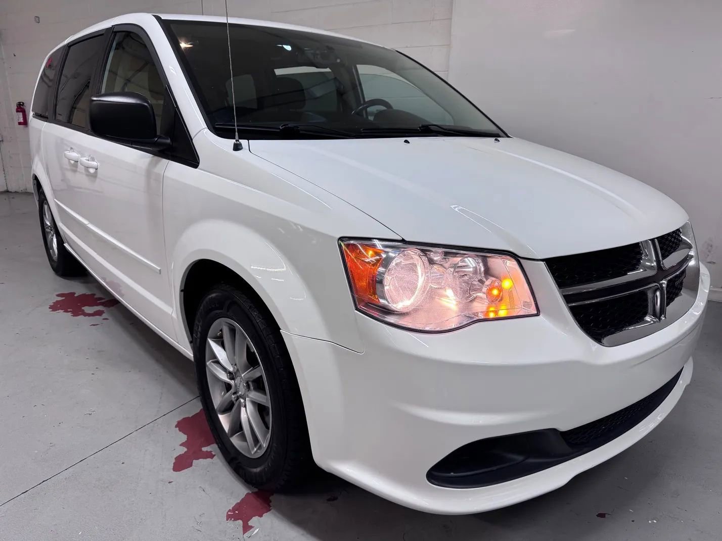 Used 2017 Dodge Grand Caravan SE w/ Power Window Group