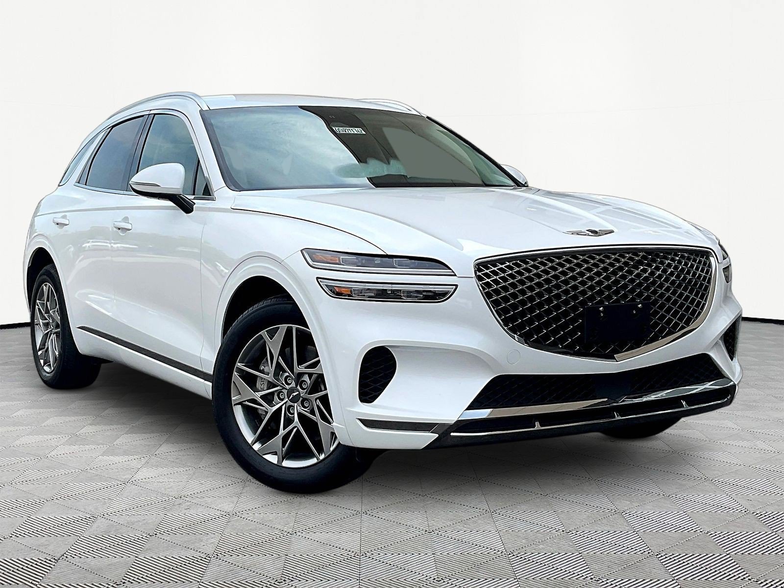 Used 2025 Genesis GV70 2.5T AWD/4WD image 3