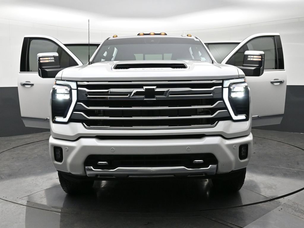 Used 2025 Chevrolet Silverado 2500 High Country w/ High Country Premium Package image 30