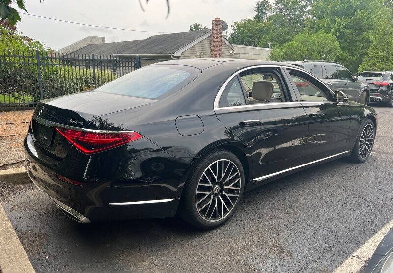Used 2023 Mercedes-Benz S 500 4MATIC image 16