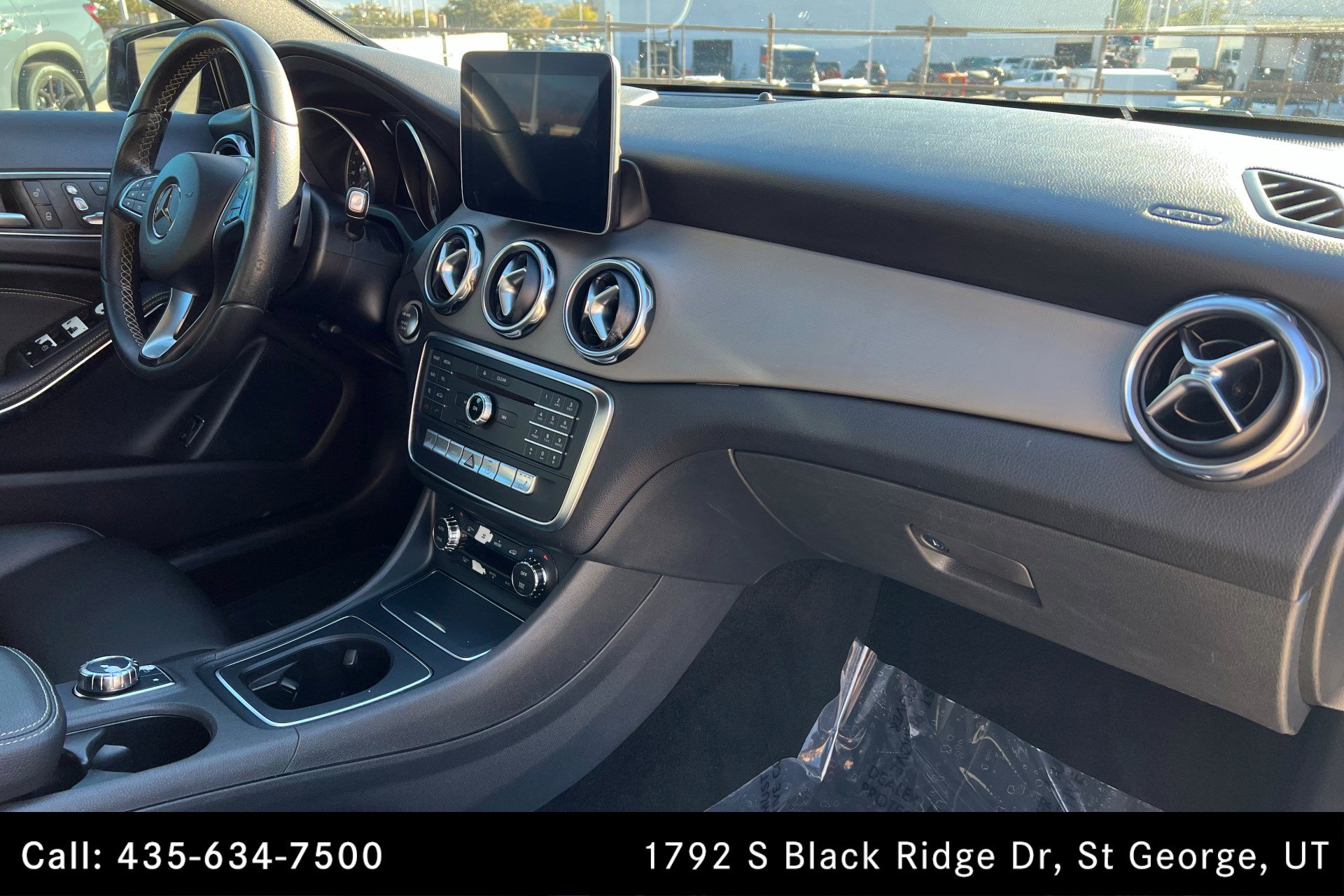 Used 2018 Mercedes-Benz GLA 250 w/ Premium Package image 24