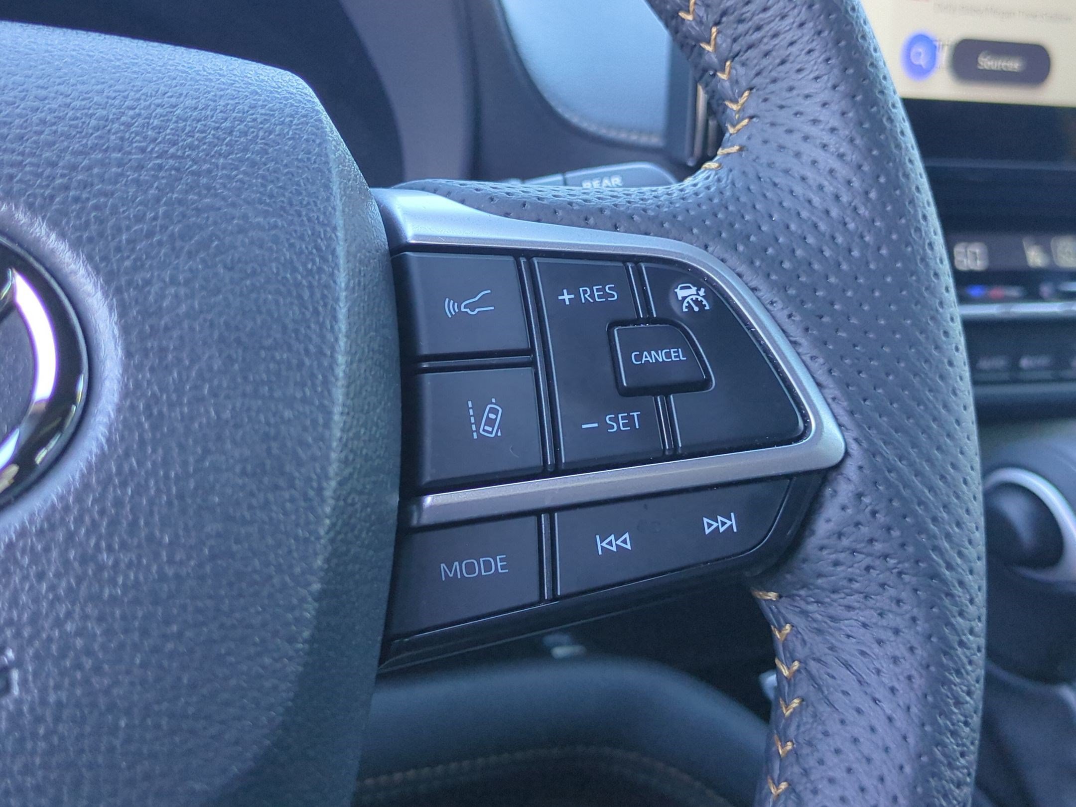 Used 2025 Toyota Sienna XLE Woodland Edition AWD/4WD image 20