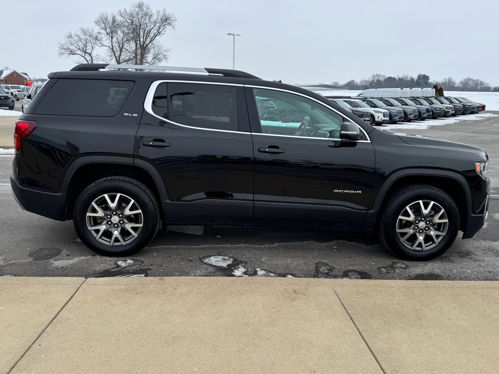 Used 2023 GMC Acadia SLE w/ Driver Convenience Package FWD image 15
