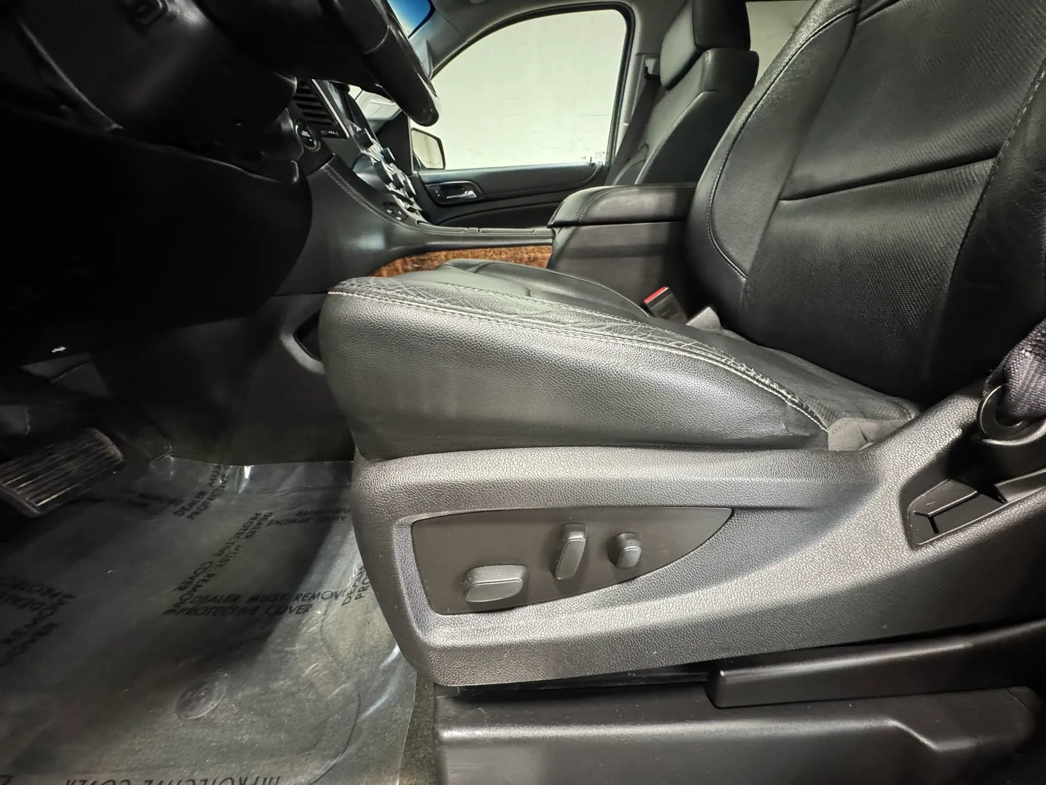 Used 2016 Chevrolet Suburban LTZ AWD/4WD image 12