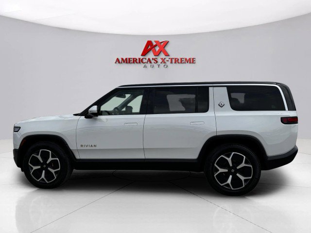 Used 2024 Rivian R1S Adventure image 2