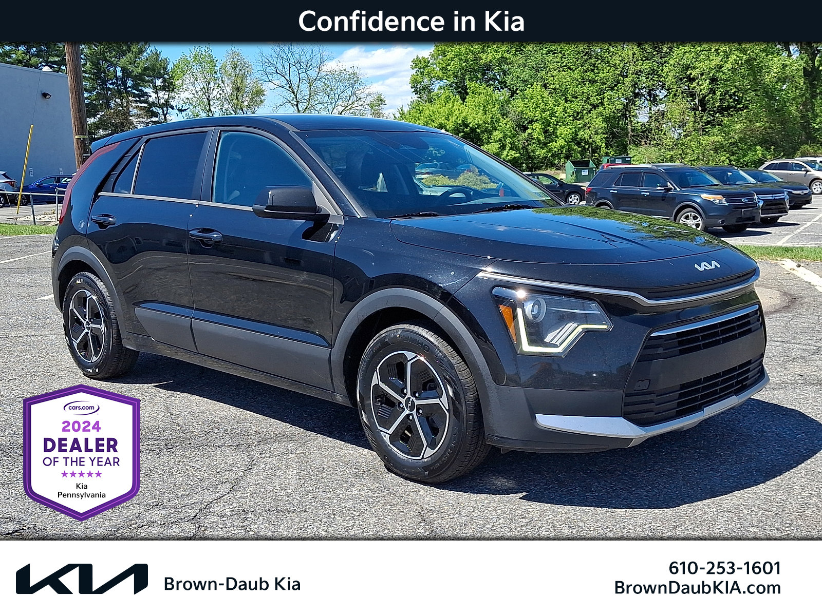 Used 2023 Kia Niro LX FWD image 1