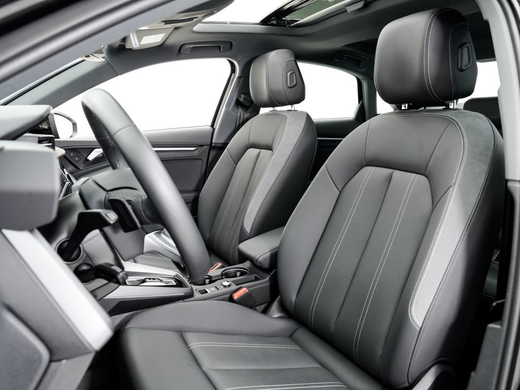 Certified 2025 Audi A3 2.0T Premium Plus w/ Premium Plus Package AWD/4WD image 5