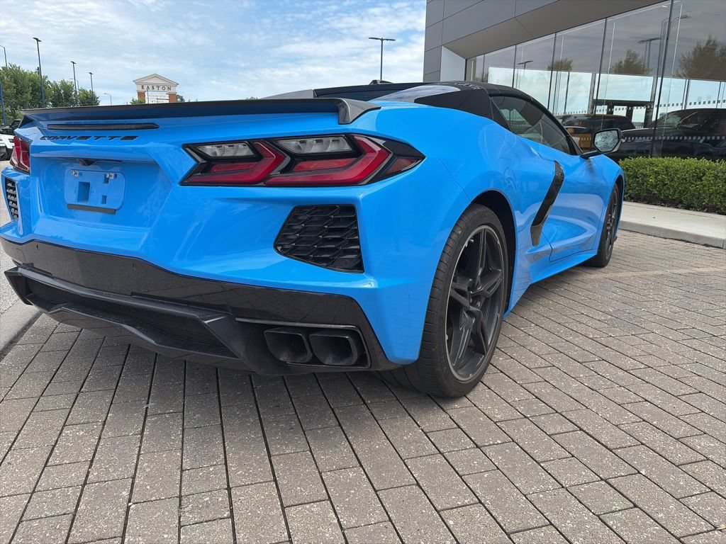 Used 2025 Chevrolet Corvette Stingray Preferred Conv w/ Stealth Interior Trim Package RWD image 6
