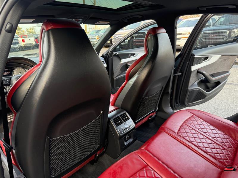 Used 2018 Audi S4 Premium Plus image 28