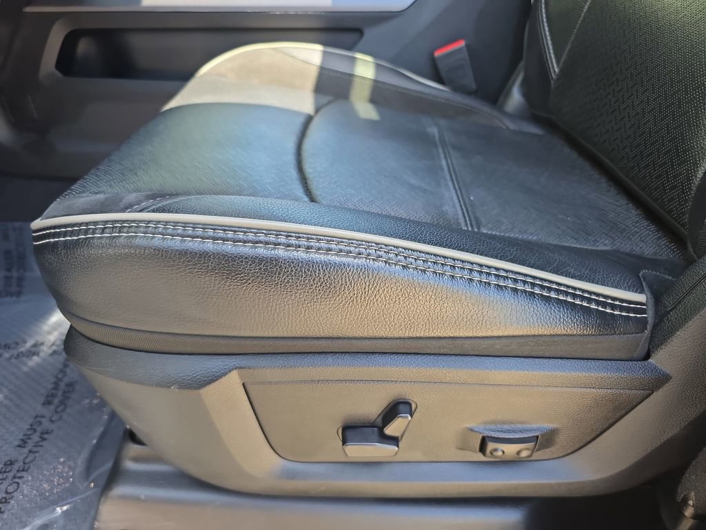 Used 2024 RAM 2500 Laramie w/ Night Edition AWD/4WD image 23