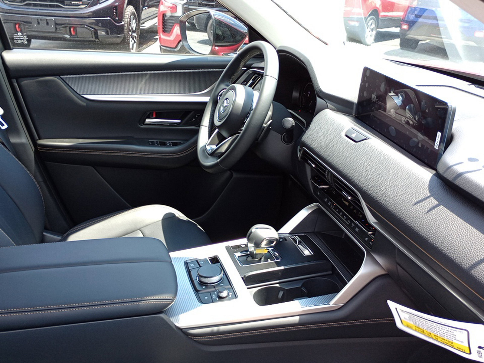 New 2025 MAZDA CX-70 Plug-In Hybrid w/ Premium Pkg image 7