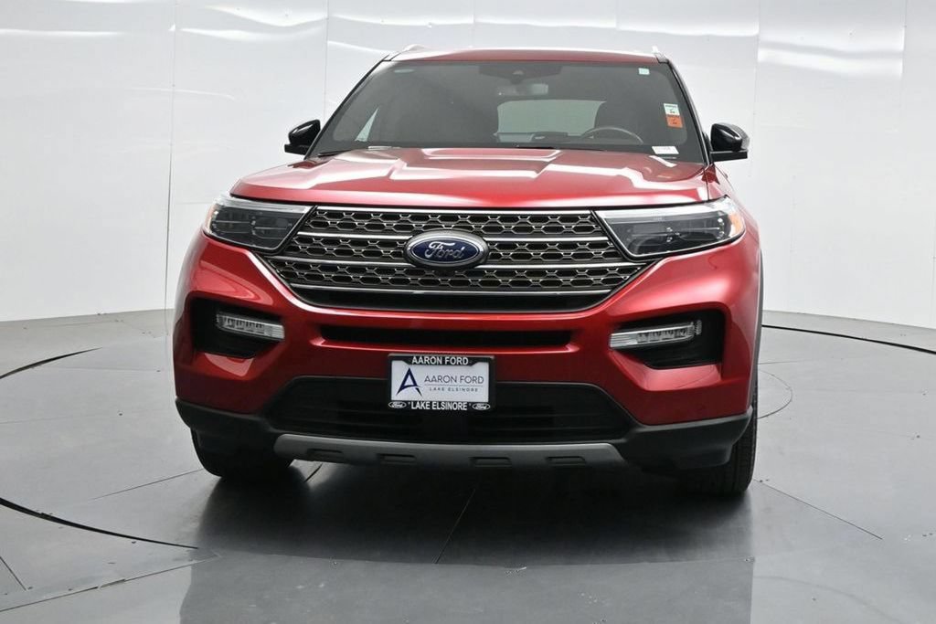 Used 2024 Ford Explorer King Ranch w/ Technology Package AWD/4WD image 2