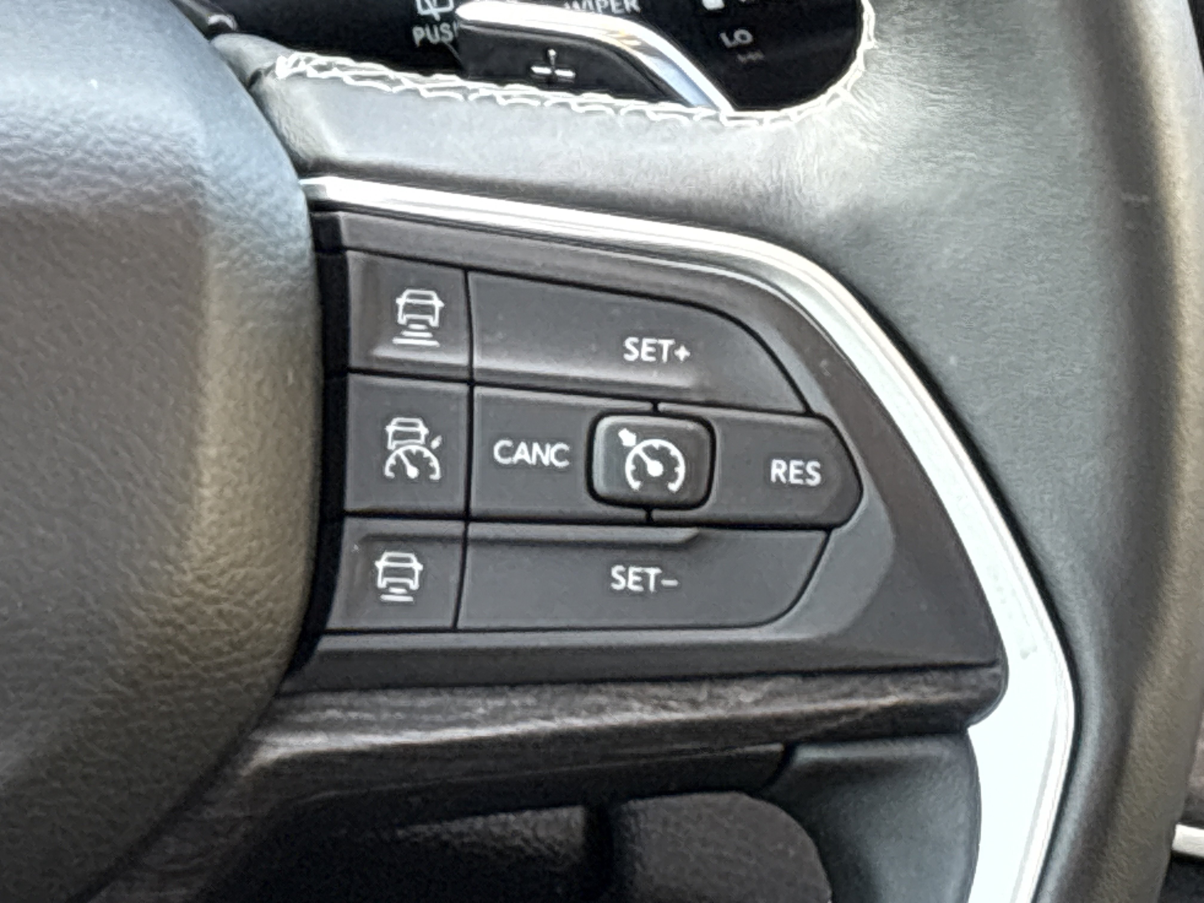 Used 2021 Jeep Grand Cherokee L Limited AWD/4WD image 24