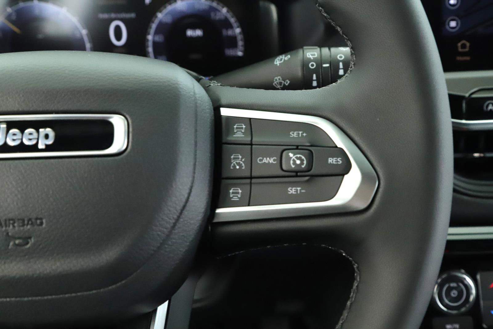 New 2026 Jeep Compass Limited w/ Sun, Sound & Navigation Group image 9