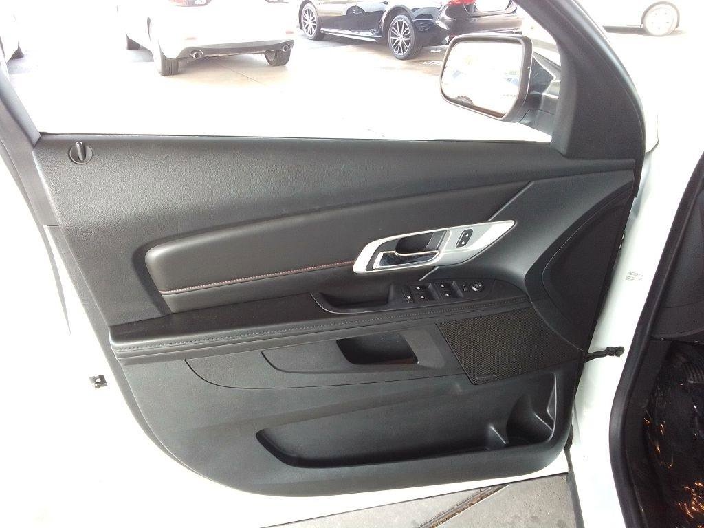 Used 2016 GMC Terrain SLT w/ Open Road Package image 18