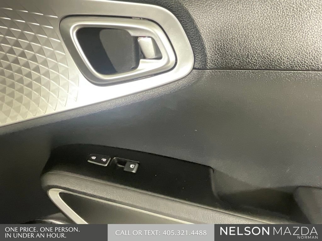 Used 2020 Kia Soul X-Line FWD image 17