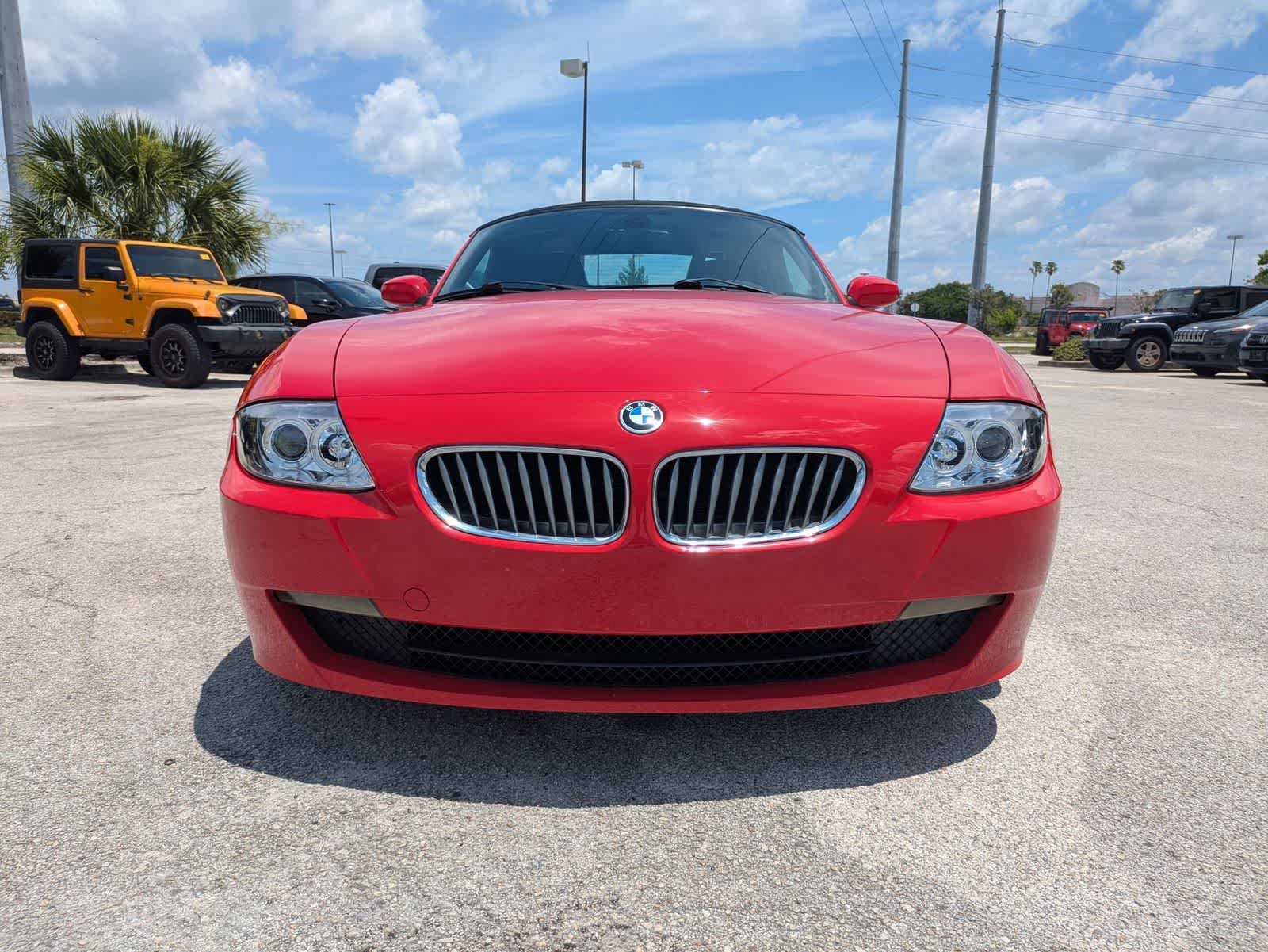 Used 2006 BMW Z4 3.0si RWD image 2