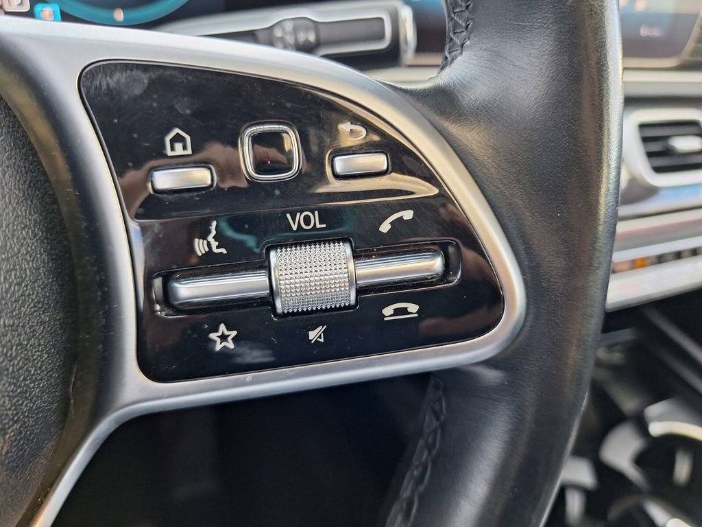 Used 2020 Mercedes-Benz GLE 450 4MATIC w/ Premium Package image 18