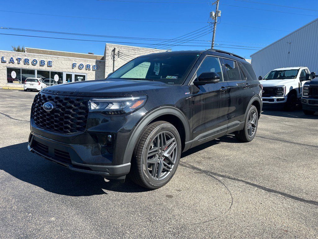 New 2026 Ford Explorer ST-Line w/ ST-Line Street Pack