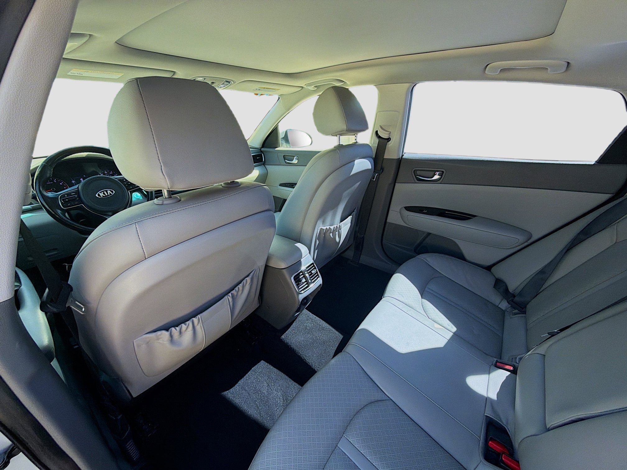 Used 2016 Kia Optima EX w/ Option Group 040 image 24