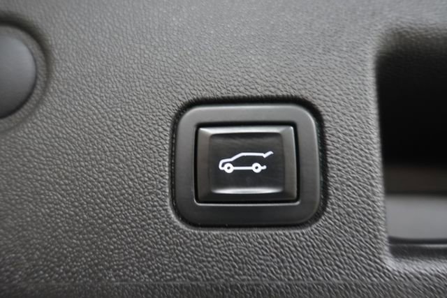 Used 2021 Chevrolet Equinox Premier image 23