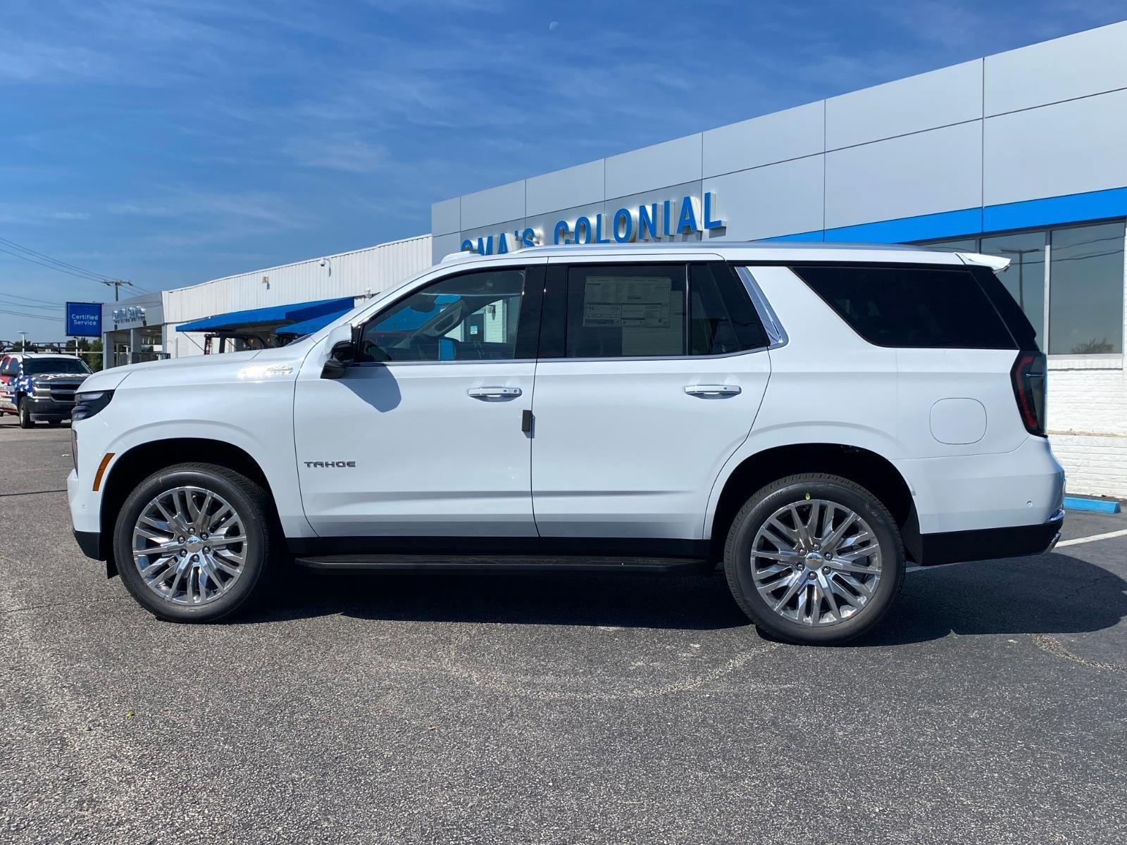 New 2027 Chevrolet Tahoe High Country w/ Sun And Tow Package AWD/4WD image 3