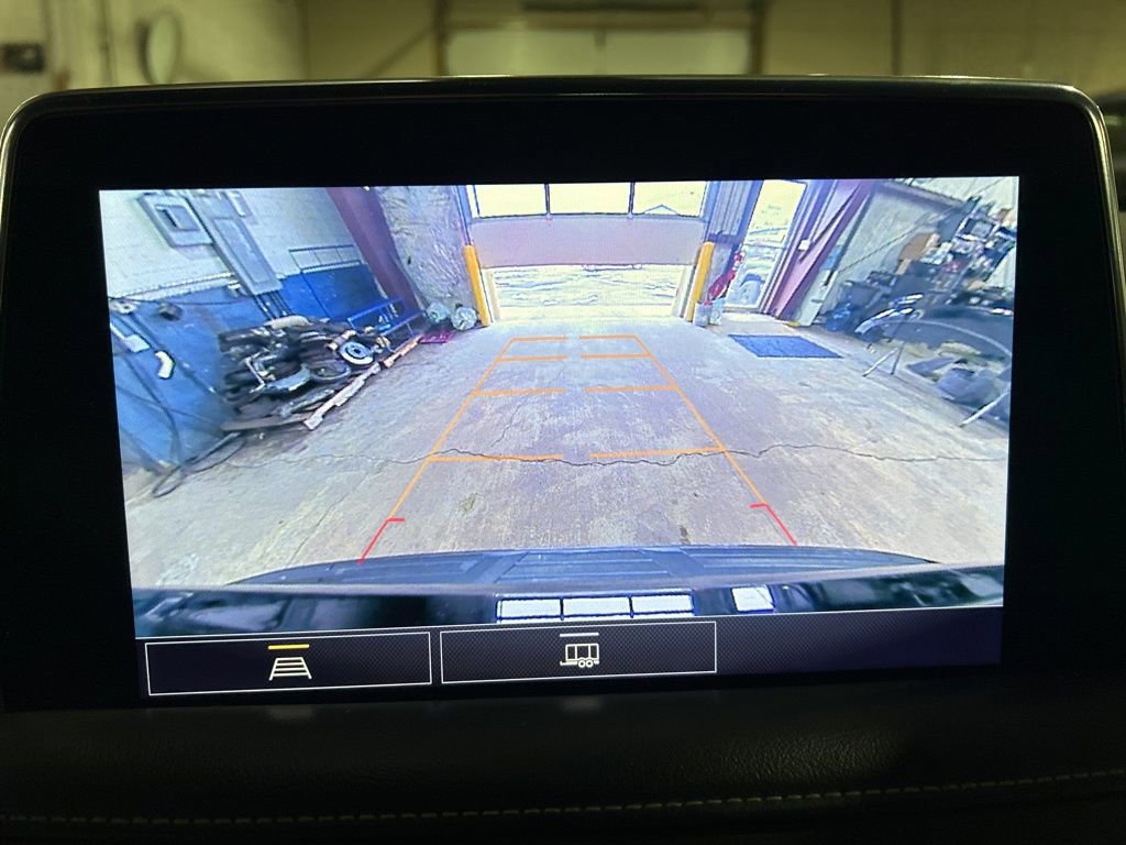 Used 2021 GMC Yukon XL SLT image 29