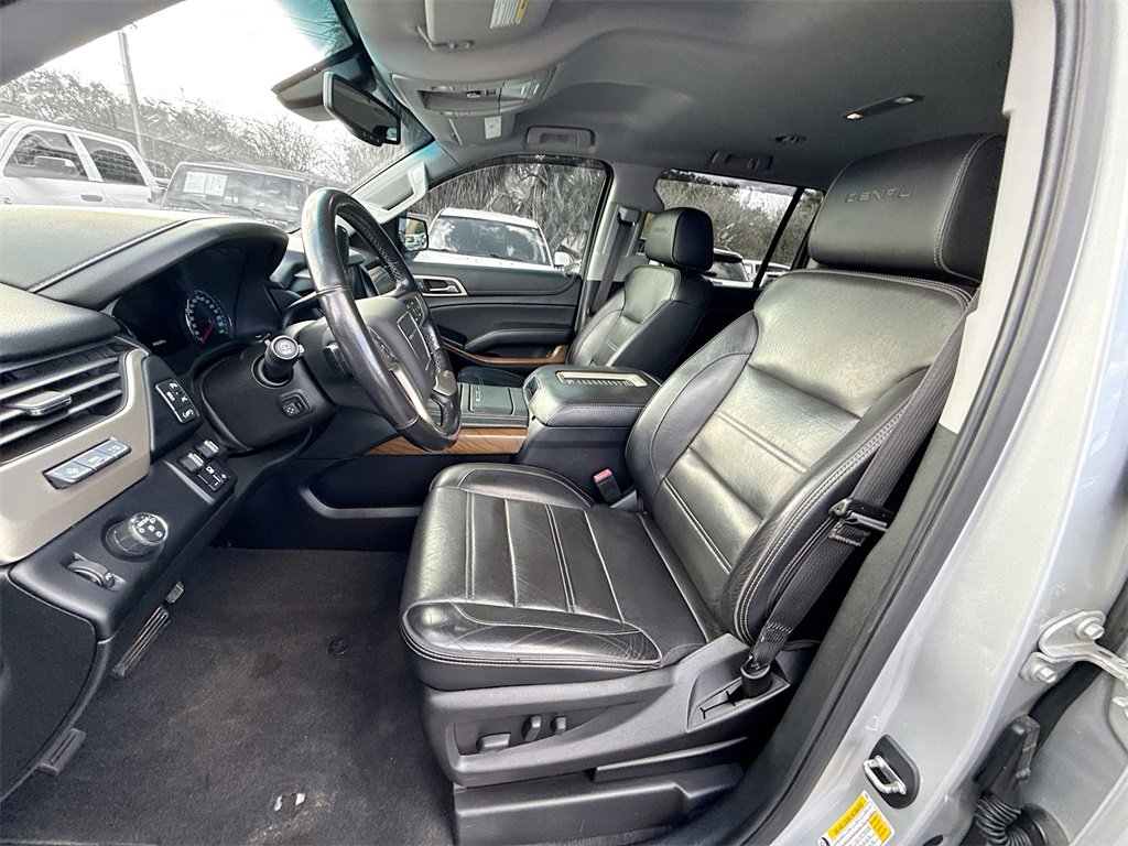 Used 2020 GMC Yukon XL Denali image 23