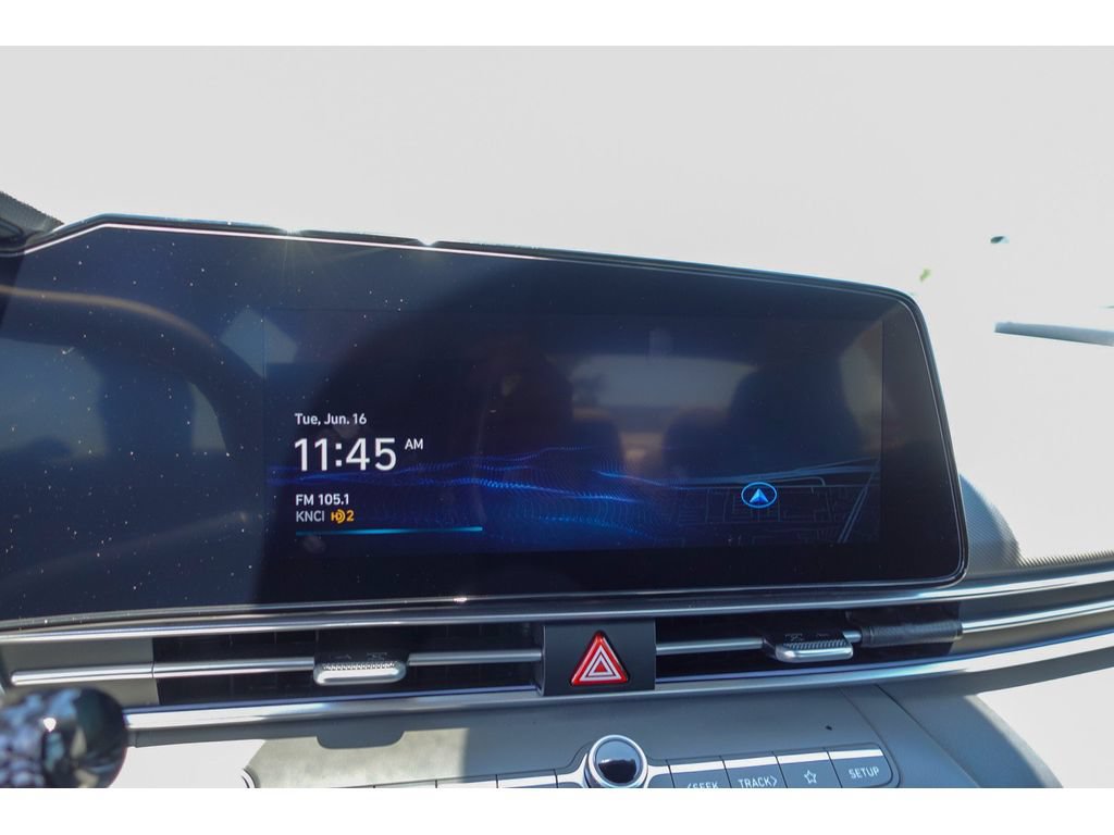 Used 2026 Hyundai Elantra SEL FWD image 19