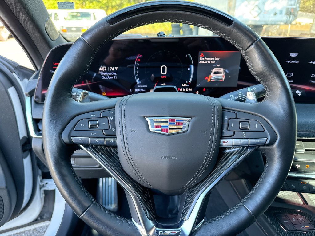 Used 2025 Cadillac CT5 V w/ Technology Package RWD image 16