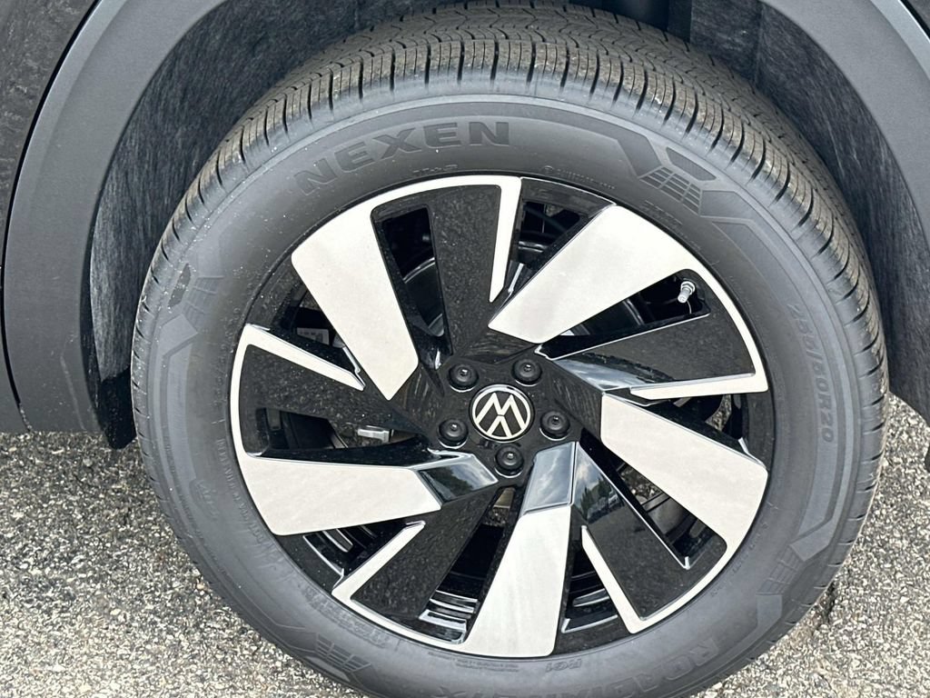 New 2026 Volkswagen Atlas Cross Sport SE AWD/4WD image 7