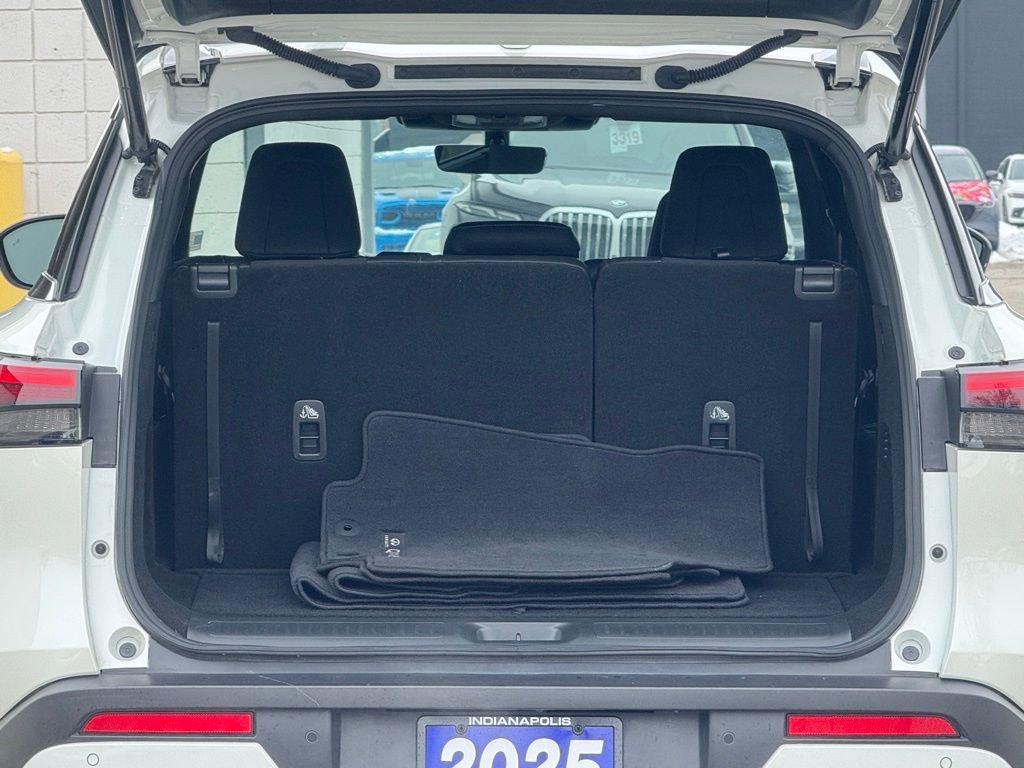 Used 2025 INFINITI QX60 Luxe w/ Black Edition image 33