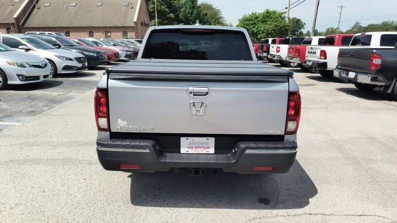 Used 2017 Honda Ridgeline RTL-T image 4