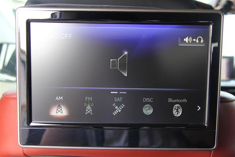 Used 2018 Lexus LX 570 4WD w/ Luxury Package image 48