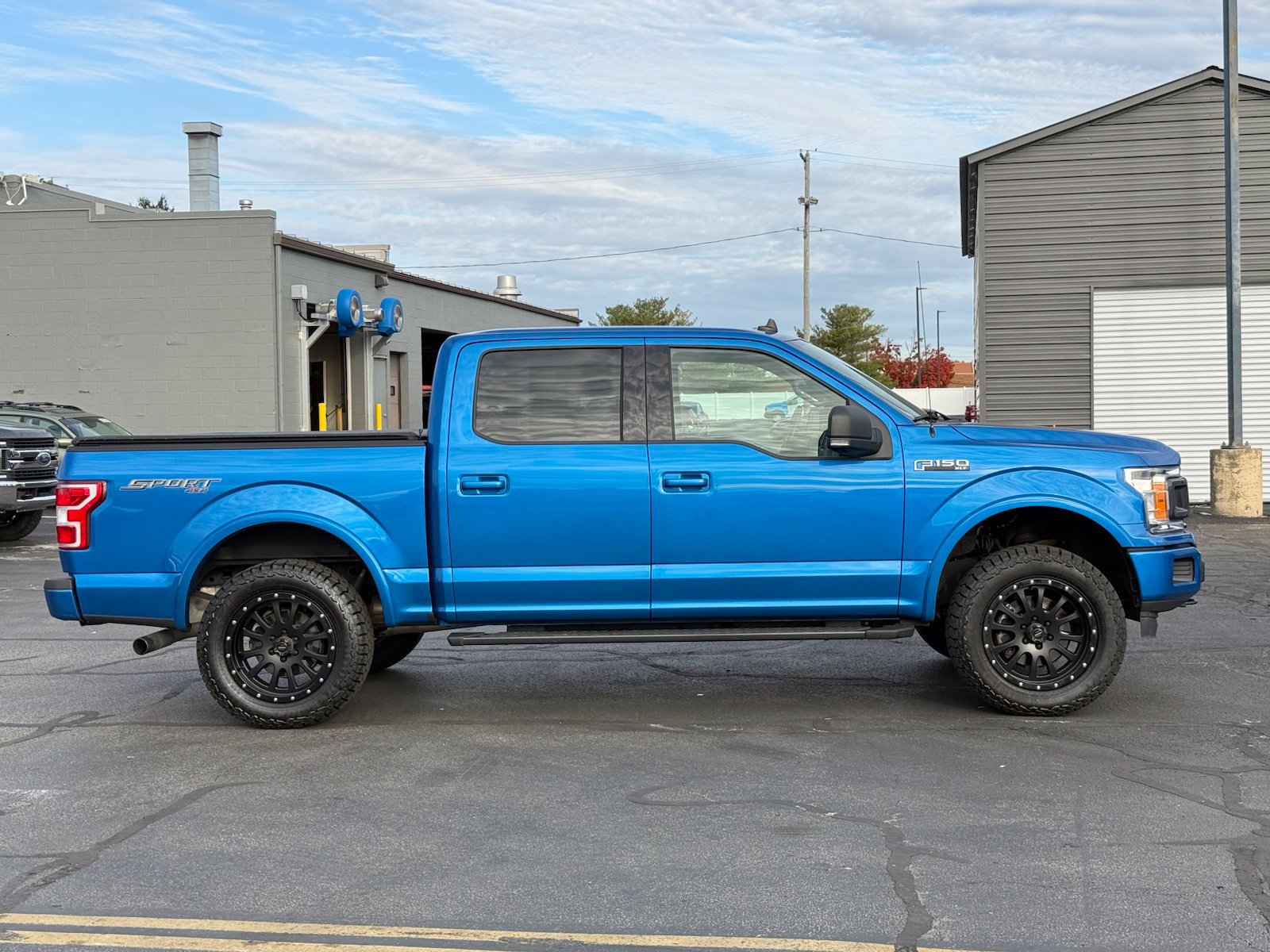 Used 2020 Ford F150 XLT w/ Equipment Group 302A Luxury AWD/4WD image 3
