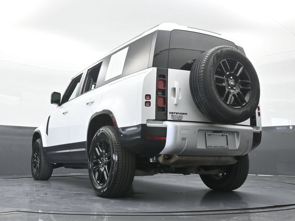Used 2025 Land Rover Defender 110 S AWD/4WD image 75