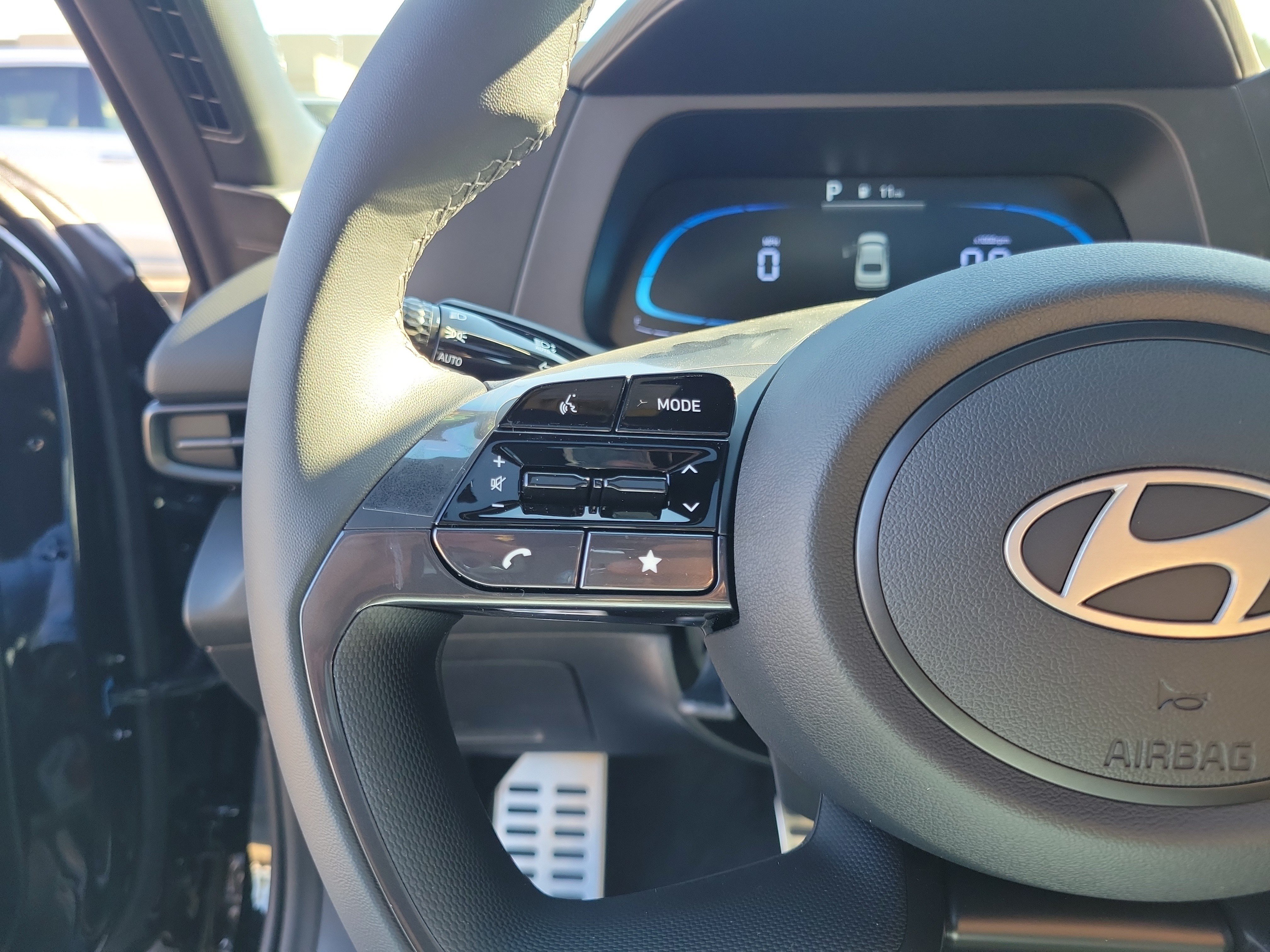 New 2026 Hyundai Elantra SEL Sport FWD image 22