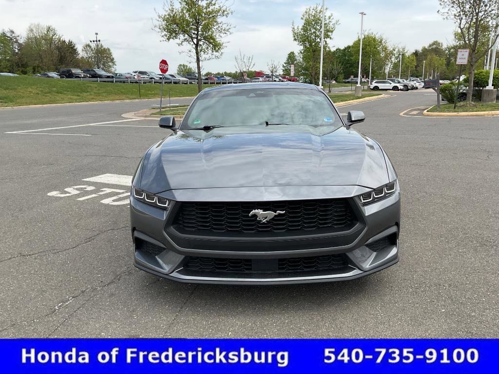 Used 2025 Ford Mustang Coupe image 9