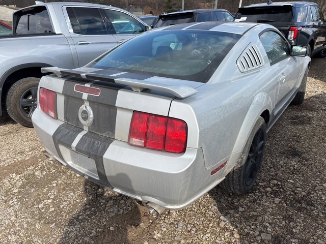 Used 2005 Ford Mustang GT Premium image 4